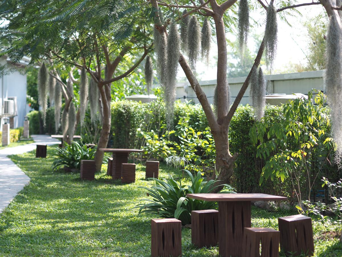Rai Fahpratan Home And Garden Ban Pak Ngam  Bagian luar foto
