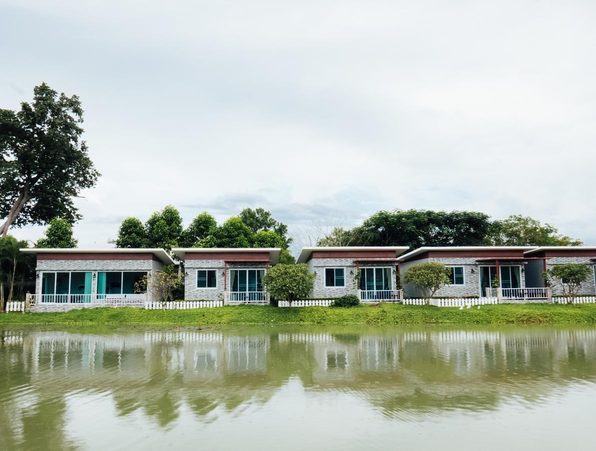 Rai Fahpratan Home And Garden Ban Pak Ngam  Bagian luar foto