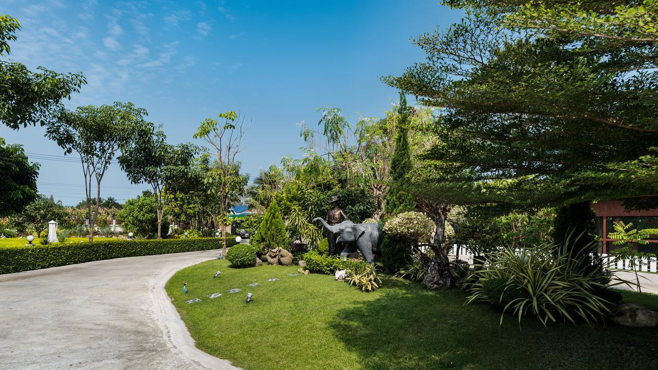 Rai Fahpratan Home And Garden Ban Pak Ngam  Bagian luar foto